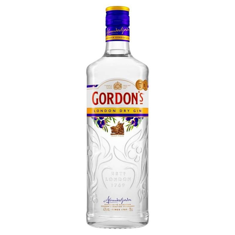 Gordon's + 10 Red Bull Tropical + Gelo Filtrado