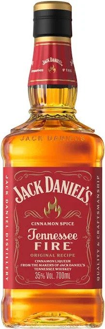 Jack Daniel's Canela + 10 Red Bull + Gelo Filtrado